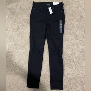 AE Next Level High V-Rise Ripped Jeans